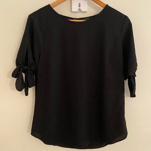 Ann Taylor tie-sleeve blouse